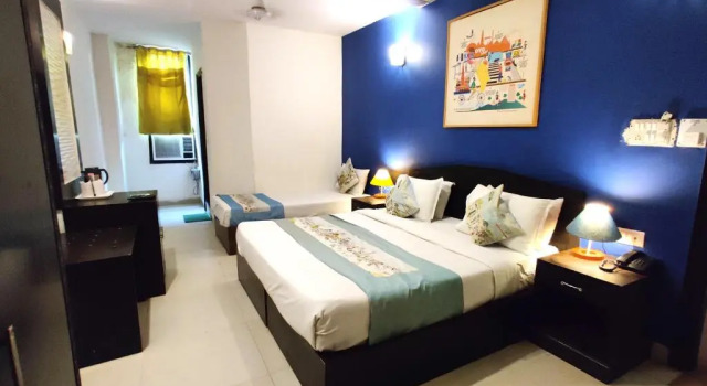 Трёхместный номер Standard Hotel Unistar