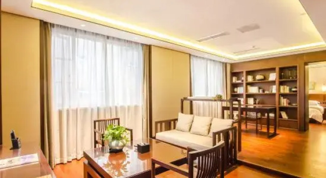 Люкс Deluxe Yong Jia Hotel
