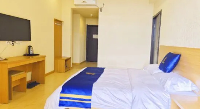 Люкс Standard Super 8 Hotel ( Yunding Market Daomi Post Station Branch)