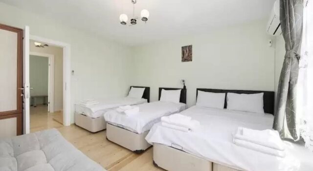 Mete Apartments