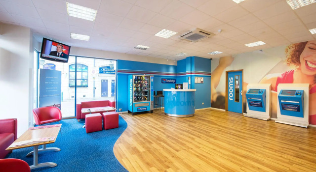 Travelodge Birmingham Central, Забронировать Отель Отели Бирмингема 3 звезды, рядом с Океанариум «Национальный центр морской жизни», 3*
