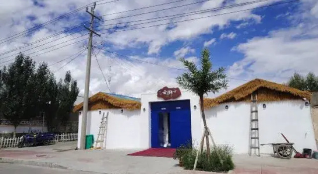 Yunjiaoxia Homestay (Batie Night Market), Prenota Hotel Hotel a Xinjiang con parcheggio, Parcheggio