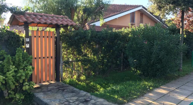 VILLA VENERE near the sea- 25 minutes to S.Peter, Prenota Villa Hotel a Lazio con parcheggio, Parcheggio