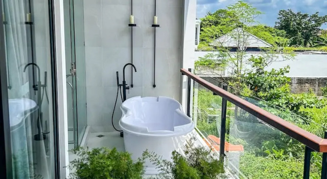Вилла с 2 комнатами с балконом Villa Ozkar - Elegant 3-Bedroom Villa with Pool & Sunset Terrace