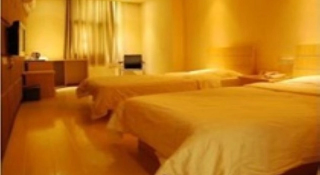 Super 8 Hotel Beijing West Railway Station North Square, Забронировать Отель Фэнтай , рядом с Военный музей китайской народной революции