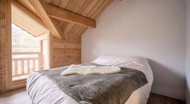 Chalet La Cime des Peyrons 2, Varaa Mökki Saint-Chaffrey 