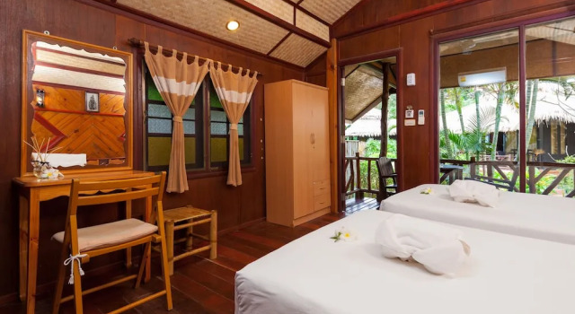 Бунгало Standard с балконом Palm Leaf Resort Koh Tao