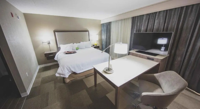 Номер Standard Hampton Inn & Suites by Hilton Bolton