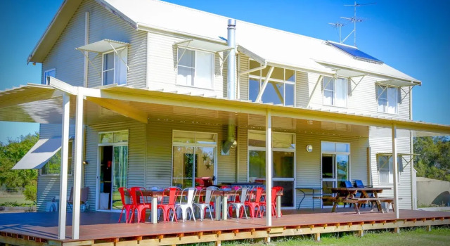 Hunter Olive House, Забронировать Отель Брок Hunter Valley, рядом с Винодельня Stomp Wine