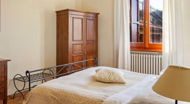 Pretty Holiday Home in Castiglione del Lago With Garden