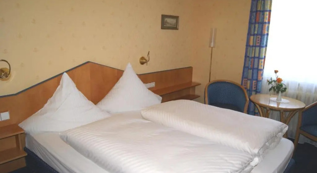 Hotel-Restaurant Schwedi, Réserver Hôtel Langenargen Bade-Wurtemberg