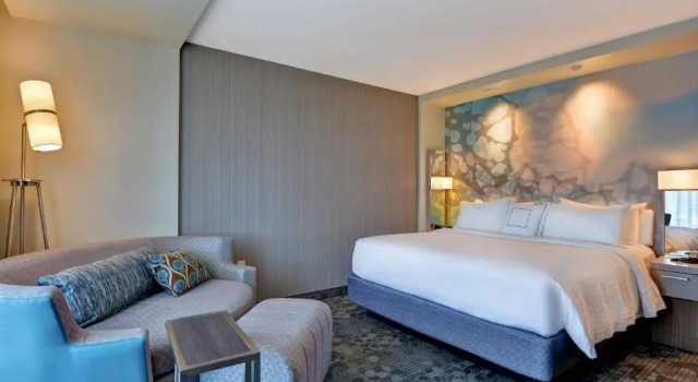 Двухместный номер Standard Courtyard by Marriott Bentonville Rogers Promenade