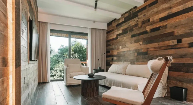 Номер Comfort Emeishan Hetang Yunqi Tangquan Homestay