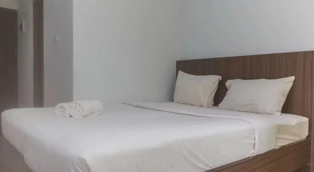 Homey And Comfort Studio At The Enviro Apartment, Book Apartment Cikarang West Java