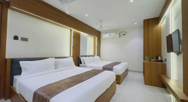Люкс Travinities Hotel Avni Palace