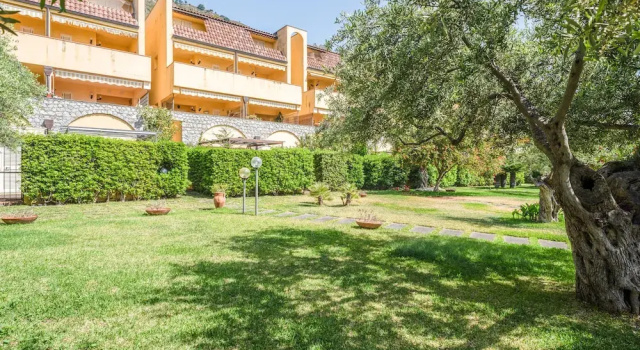 Tolosa Apartment - Piscina E Parcheggio Inclusi!, Забронировать Апартаменты/квартира Апартаменты Летоянни, Апартаменты/квартира