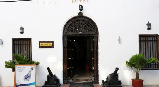 Africa House Hotel