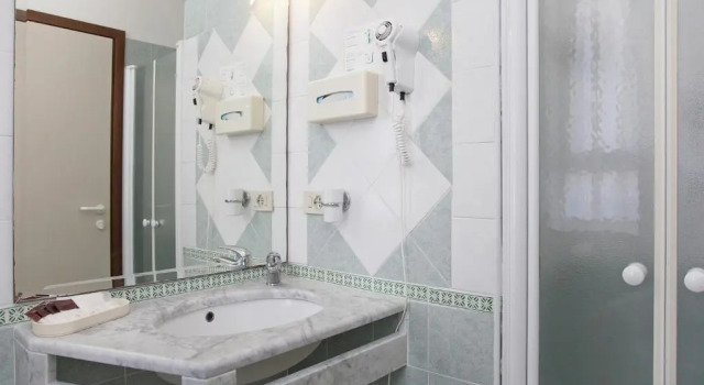Номер Economy Hotel Elpiro