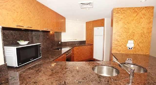 Zanzibar 802, Rezervasyon Otel Mooloolaba Sunshine Coast, Mooloolaba Gezi Yolu yakınında