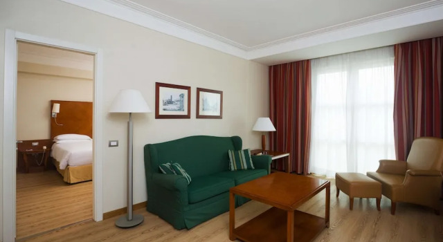 Двухместный люкс Executive Hilton Rome Airport