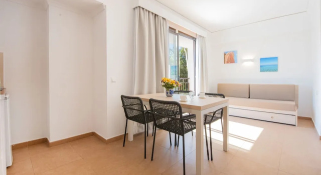 Апартаменты Standard Hotel Playa Mondrago