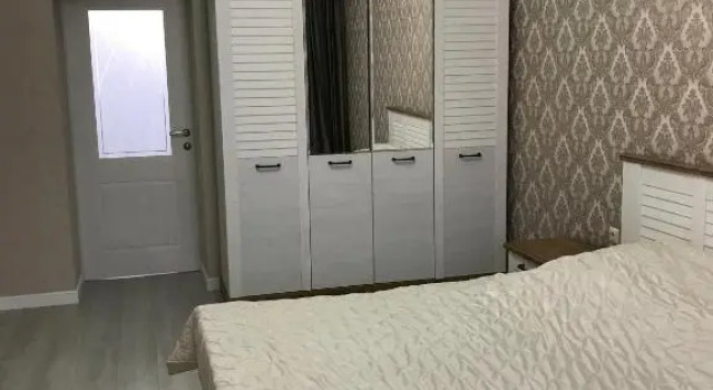Kvartira 3-komnatnaja LJuKS, Book Apartment Sukhum Abkhazia