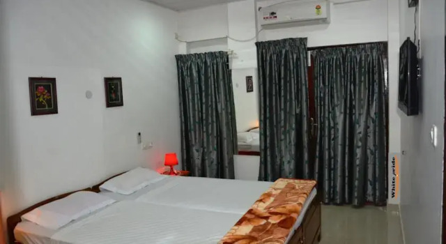 Kovalam Whitepride, Забронировать Отель Отели штата Кералы 3 звезды, 3*