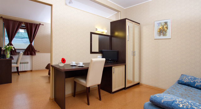 Nevskij Briz Otel', Rezervovat Hotel Petrohrad Rusko