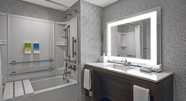 Четырёхместная студия Home2 Suites By Hilton Utica, Ny