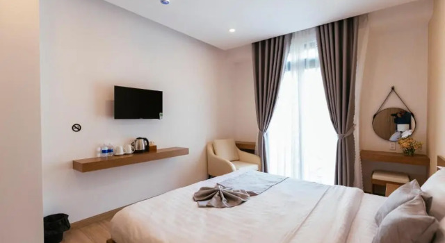 Двухместный номер Deluxe Minh Chi Hotel