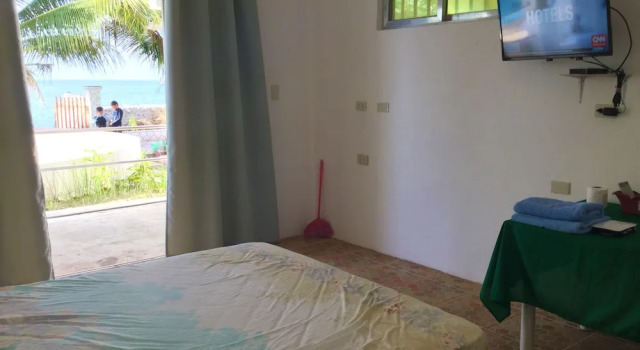 Jam Beach House, Book Hotel Talisay Cebu