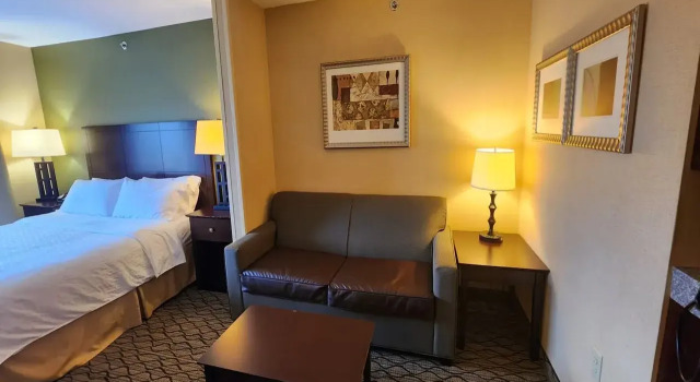 Wingate by Wyndham Kittanning, Varaa Hotelli Kittanning Pennsylvania