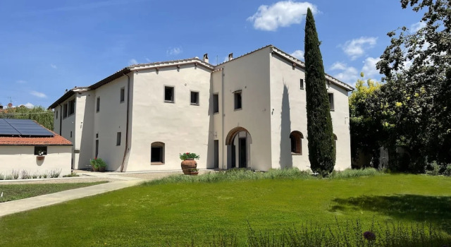 Casale La Gora, Book Bed and Breakfast Hoteller i Valdarno med pool, Swimmingpool