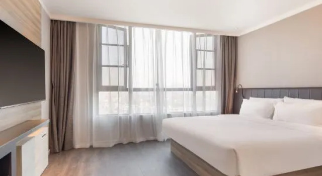 Suite HanTing Hotel (Pingxiang Luxi Jinding Avenue Manshiqu)