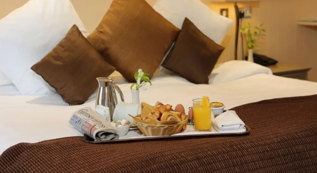 La Grande Mare Hotel Golf & Country Club, Book Hotel Castel Guernsey
