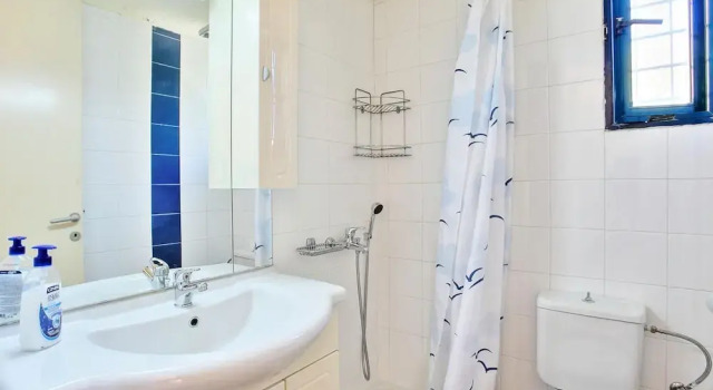 Апартаменты Tinas Apartment in Mparmpati