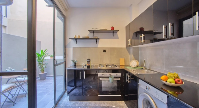Апартаменты Superior c 1 комнатой с балконом TheCasaEdition Gauthier Residency City Center