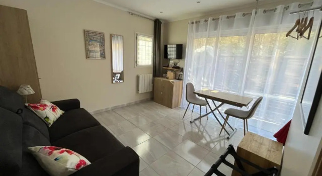 Appartement au calme dans un espace arboré