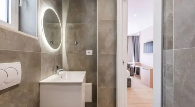 Sea Le Vie Hotel 4