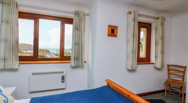 Surf View, Reservar Casa de férias Moradias em Hope-Cove, Vila
