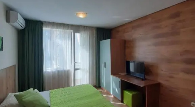 Студия Private Rooms Valis