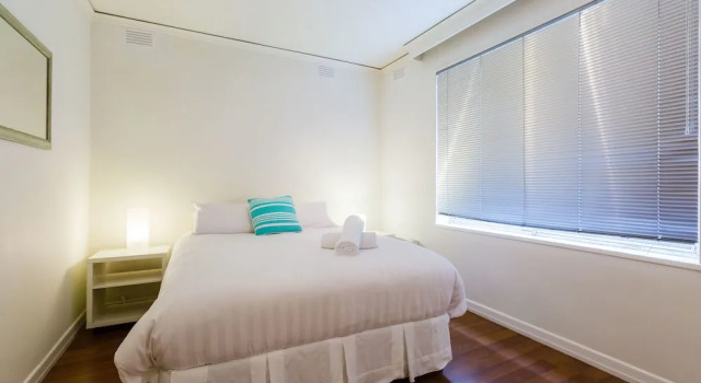 SELENA, 2BDR South Yarra Apartment, Book Apartment South Yarra 