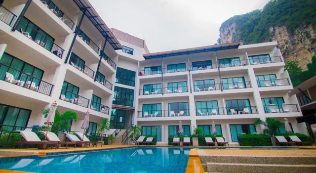 Номер Premier с видом на сад Andaman Pearl Resort