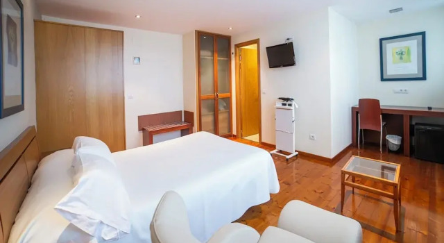 Номер Superior Hotel Auditorio Santiago & Spa