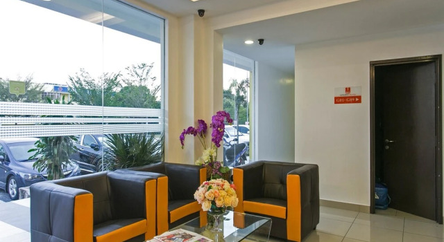 OYO 286 Uptown Hotel