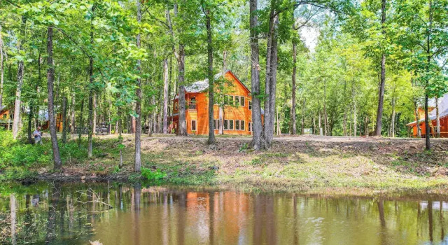Коттедж Broken Bow Cabin Near Choctaw Casino: Hot Tub!