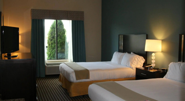 Holiday Inn Express & Suites Youngstown West - Austintown by IHG, Prenota Hotel Hotel a Ohio con parcheggio, Parcheggio