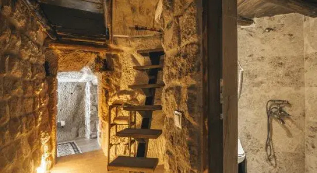 Люкс Дуплекс Saliche Cave Suite