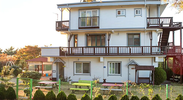 Anmyeondo Happy day Pension, Prenota Affittacamere Gonam Chungcheongnam-Do