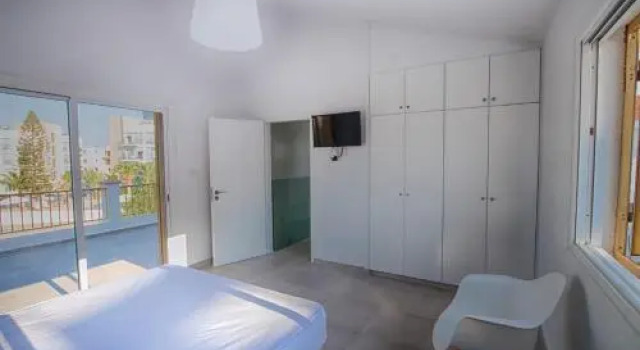 Fig Tree Bay Villa 2, Boek Villa Hotels in Protaras met parkeren, in de buurt van Neolithic Settlement, Parkeren